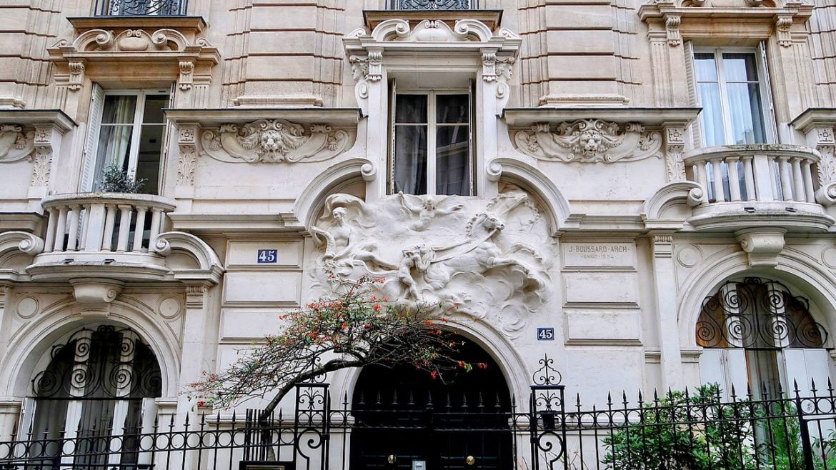 Immeuble de Jean Boussard au 45 rue Ribéra, Paris 16e © Celette