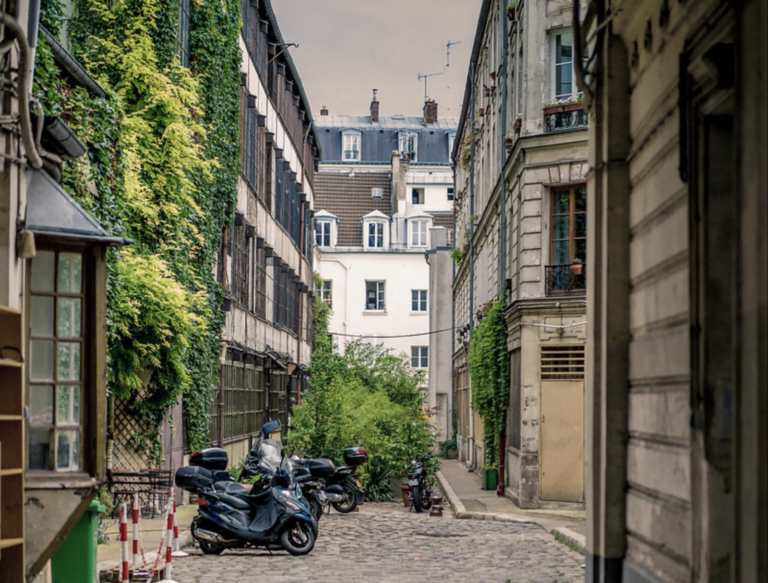 Cours au 28 rue Sedaine, Village Popincourt © Christian Bille